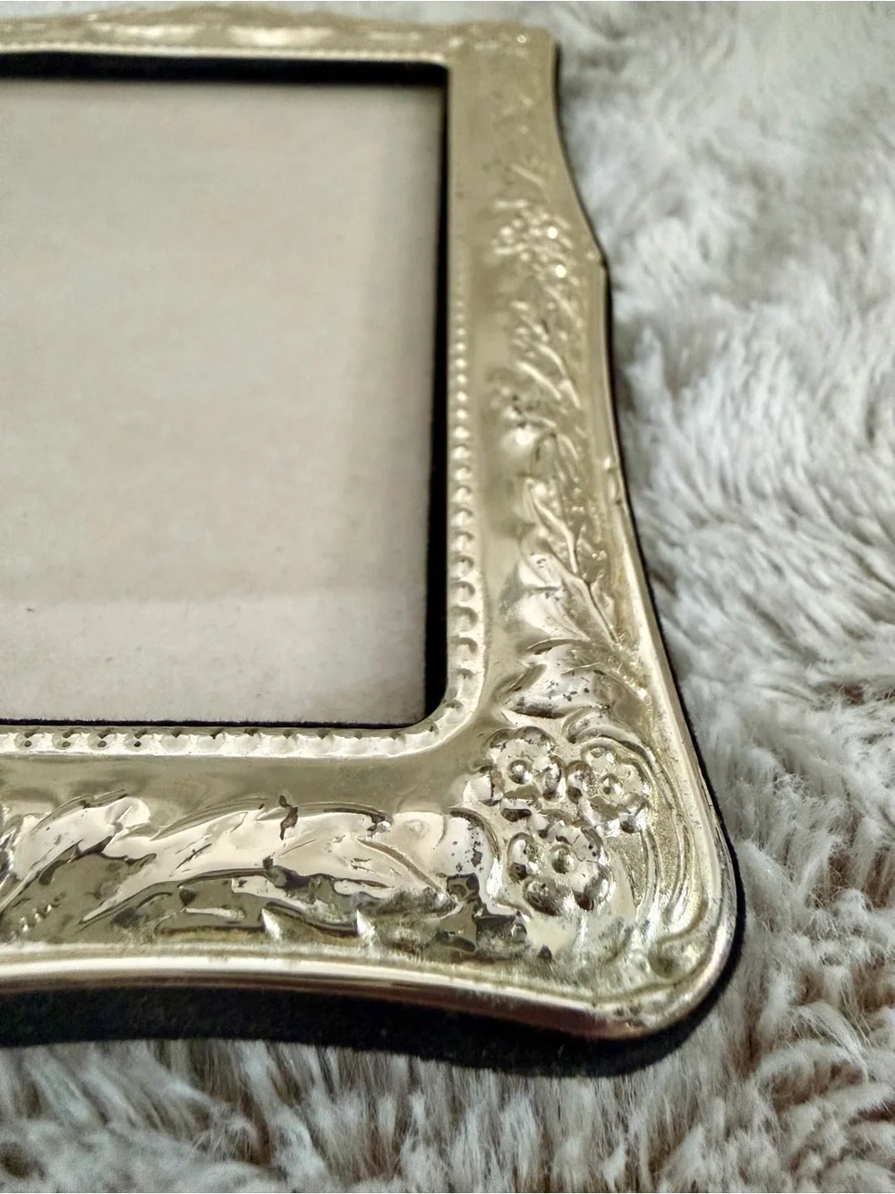 Fetco Silver Plated Brass Ornate Embossed Picture Frame 3.5x5”